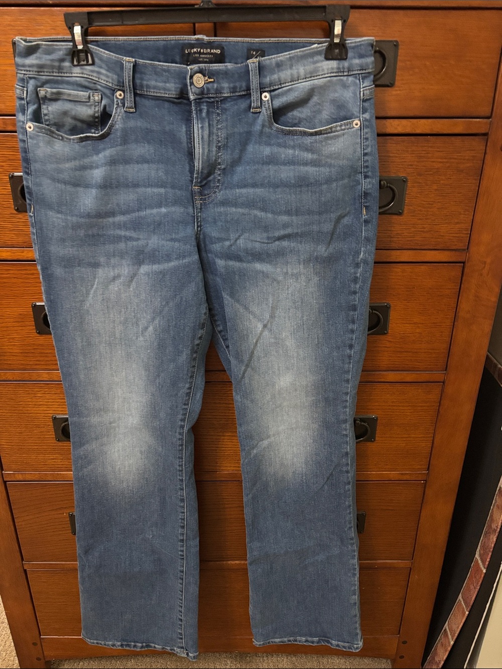 Lucky Brand Woman’s Jeans size 14/32, 30 inch inseam